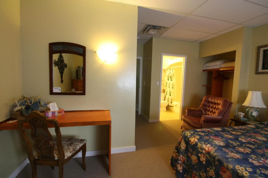 Villa Maria Country Inn Acheson エクステリア 写真