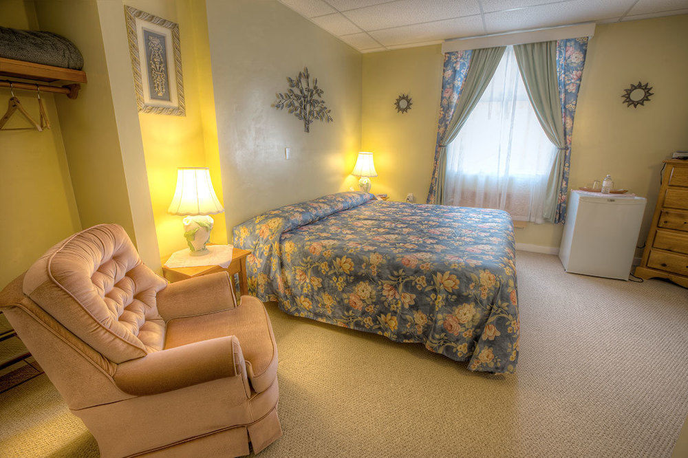 Villa Maria Country Inn Acheson エクステリア 写真