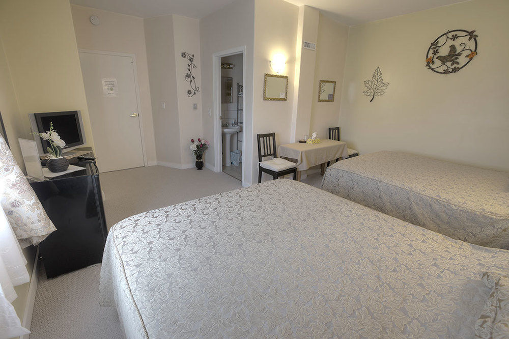 Villa Maria Country Inn Acheson エクステリア 写真