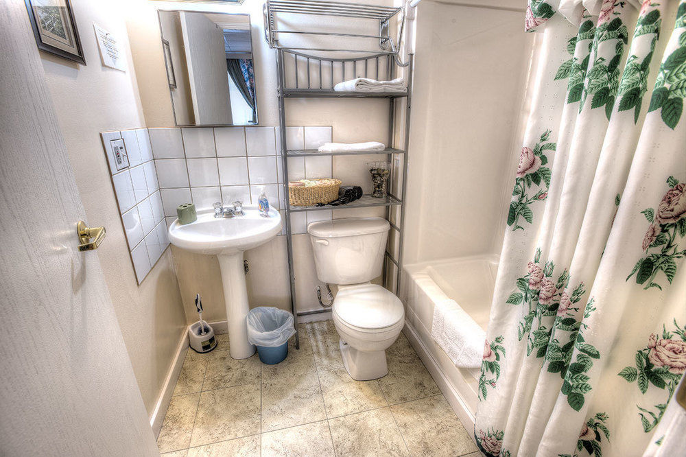 Villa Maria Country Inn Acheson エクステリア 写真